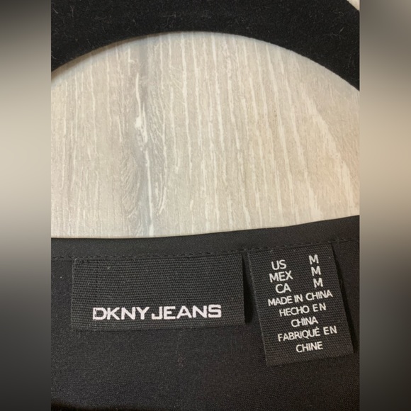 Vintage DKNY Jeans woman’s cold shoulder red and black short sleeve blouse - Picture 3 of 5